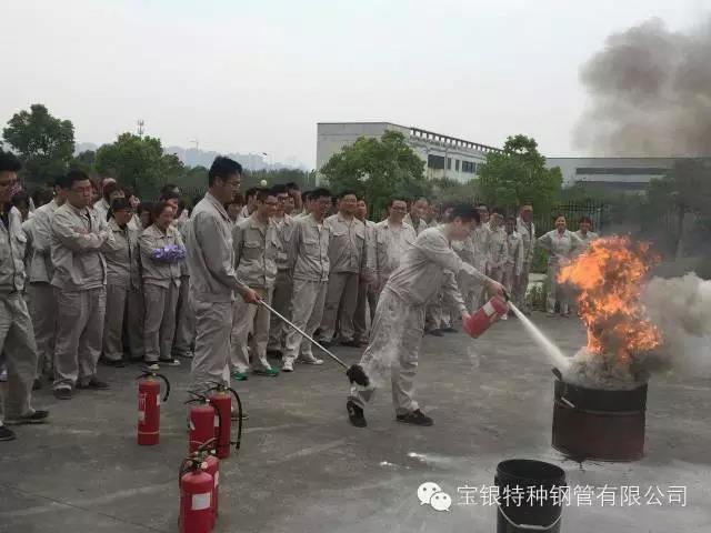 03.jpg